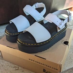 Dr. Martens Doc Martens Voss Quad White Platform Sandal US 8
